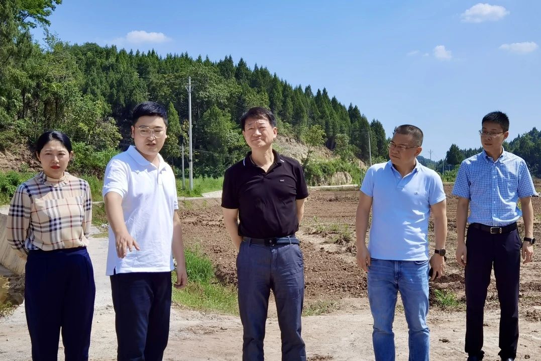 省旅投集團(tuán)黨委書記、董事長任丁率隊(duì)赴巴中南充兩地開展幫扶工作